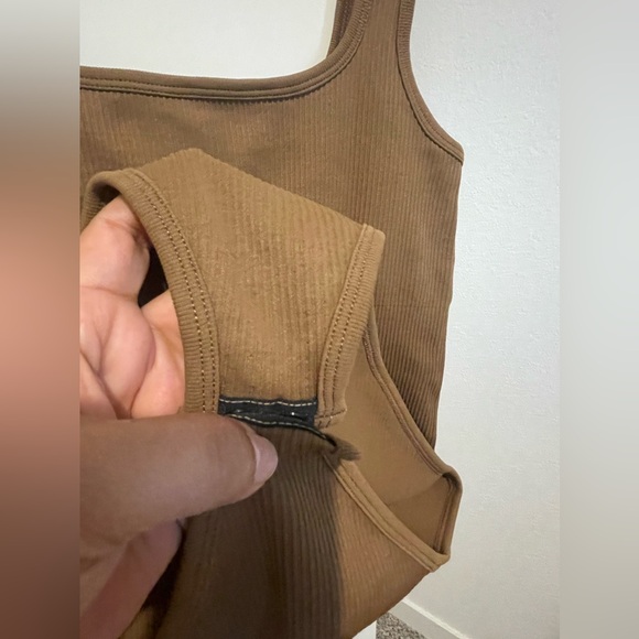 1 NWOT Women’s Ribbed Sleeveless Bodysuit with Scoop Neck Large - Picture 3 of 6